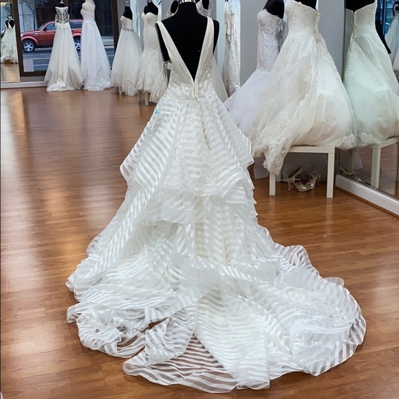 Ivory striped wedding gown - Picture 4 of 8